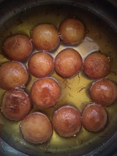 સુજી ના જાંબુ રેસીપી મુખ્ય ફોટો