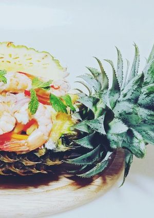 Hình của món Gỏi tôm trái thơm.