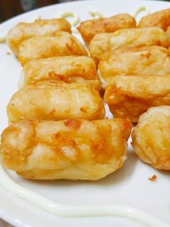 Hình của món Cá viên chiên phô mai.
