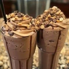 A picture of Ultimate Chocolate Peanut Butter Shake Extravaganza.