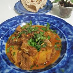 A picture of Beef ka salan.