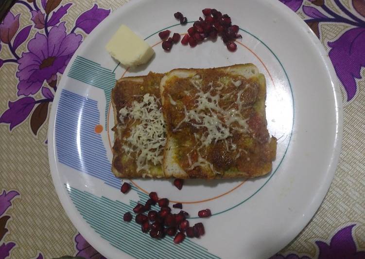 Spicy masala bread toast