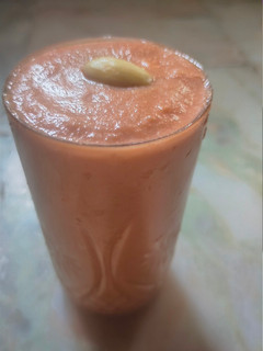 பனானா சாக்லேட் ஸ்மூத்தி (Banana chocolate smoothie recipe in tamil) செய்முறை முக்கிய புகைப்படம்