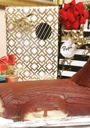 Una foto de Tronco de Navidad con Crema de Cacahuete |Muy Esponjoso