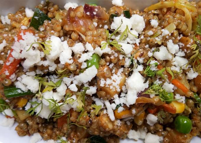 Steps to Prepare Homemade Cheesy Veggie Pearl Millet (Bajra)