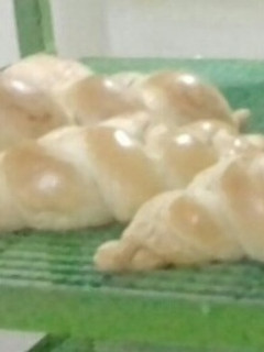 A picture of Braided bread.