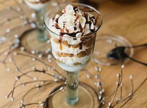Foto principal de Trifle de Nata con nueces y crema lotus