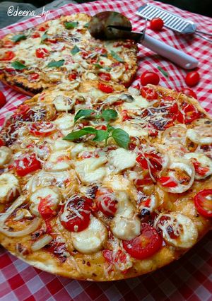 Foto resep Margherita Mushroom Pizza