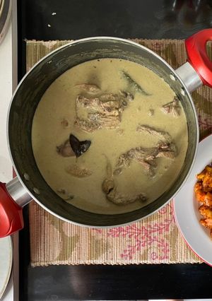 Foto resep Opor Kuah Putih Praktis Bumbu Instant