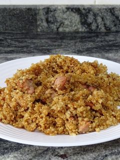 Una foto de Quinoa con pavo