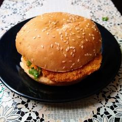 A picture of Veggie crispy Burger.