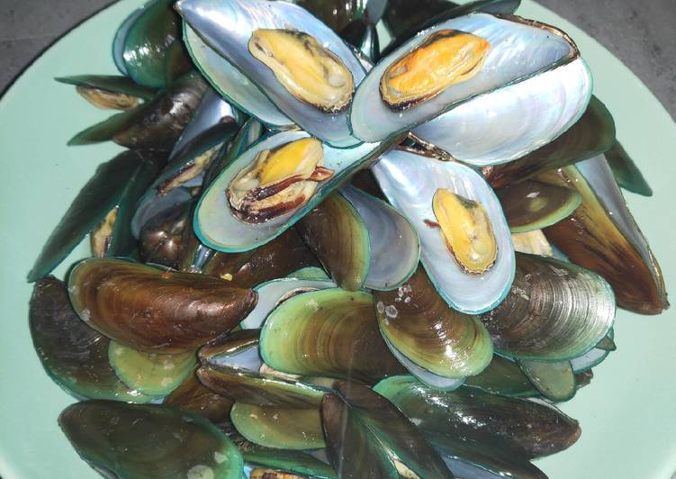 Kerang ijo masak sereh seger