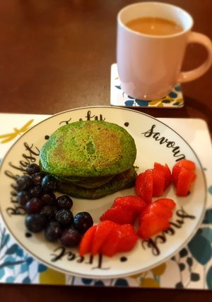 Una foto de Pancakes fit de espinacas