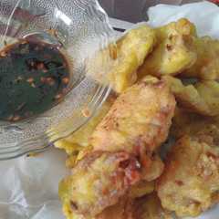 รูปของ Tahu mendoan sambal kecap