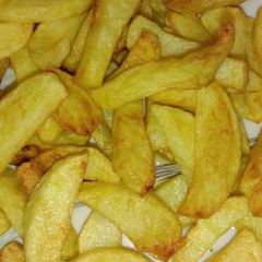 A picture of Fried potatoes.