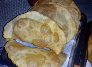 Una foto de Empanadas napolitanas 😋 fritas