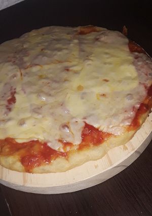 Una foto de Masa para pizza con muzzarela