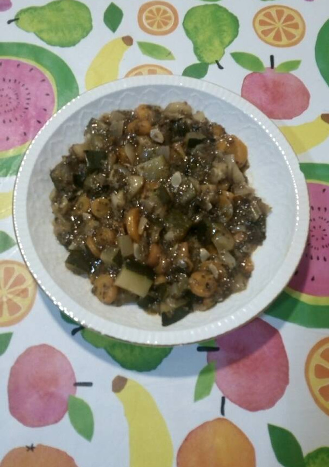Una foto de Potaje frío de verduras con chía