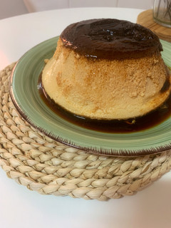 Una foto de Flan de huevo proteico fit