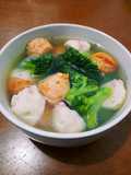 Sup Brokoli Bakso