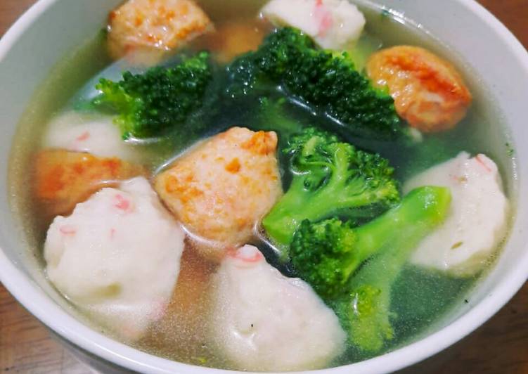 Resep Sup Brokoli Bakso Anti Gagal