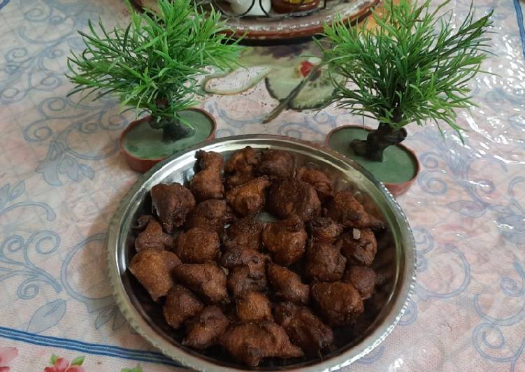 Recipe of Perfect Nagpur Vidharbha special pumpkin sweet pakoda (kohdyache bonde)