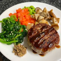 A picture of Humburger steak.