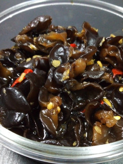 涼拌小木耳 的食譜成品照片