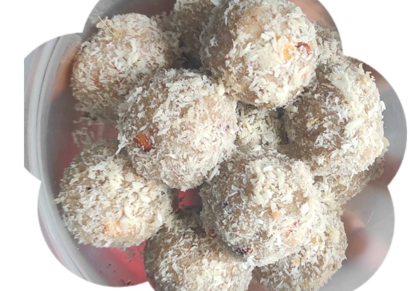 Mawa Coconut Ladoo