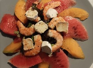 Une photo de Salade fraîche sucrée salée