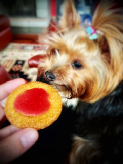 Una foto de Galletitas de fresa y vainilla