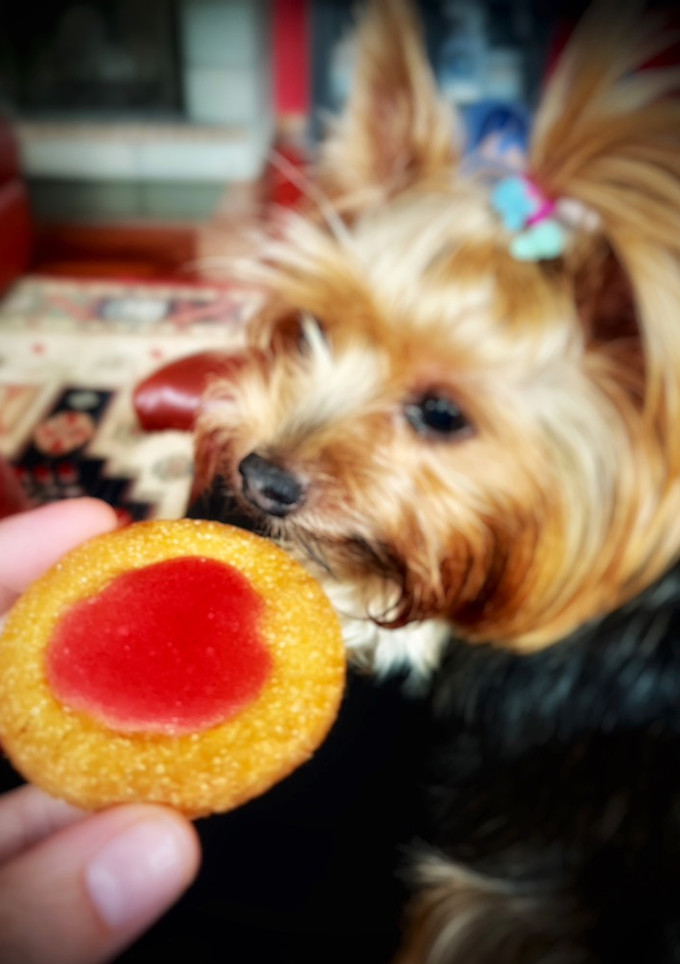 Una foto de Galletitas de fresa y vainilla