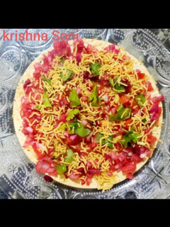 મસાલા પાપડ (Masala papad Recipe in Gujarati) રેસીપી મુખ્ય ફોટો