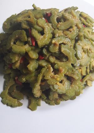 Foto resep Oseng Pare bumbu uleg pedas