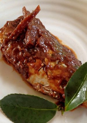A picture of Mackerel Cooked with Miso.