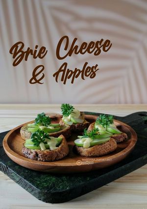 Gambar 🇲🇫 Brie Cheese & Apples