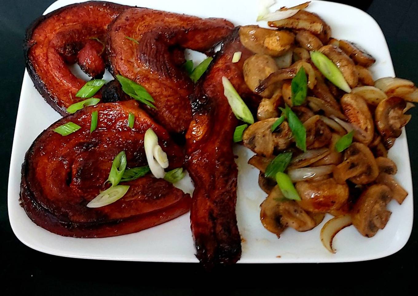 My Chinese Marinated Belly Pork with Onion + Mushrooms 🤩