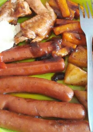 Foto resep Sausage,Chicken Wings & Vegetable With BBQ Sauce