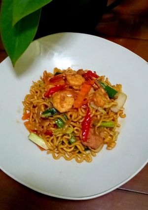 Foto resep Pancit Canton (Mie Goreng Philipine)