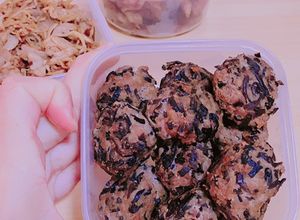 Hình của món Thịt viên mộc nhĩ.