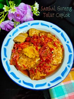 Foto resep Sambal Goreng Telur Ceplok