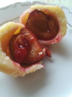 Szilvás gombóc, gluténmentesen recept fotója