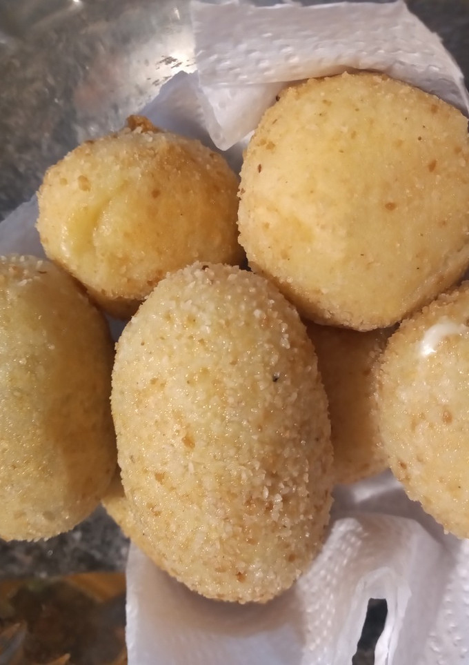 Una foto de 💥💣 Bombitas de queso y de carne💣💥