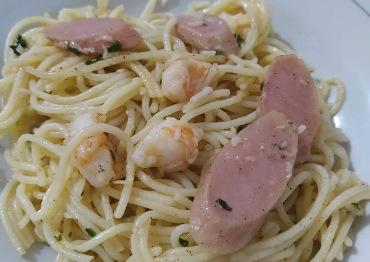 Langkah Mudah untuk Menyiapkan Spaghetti aglio olio Anti Gagal