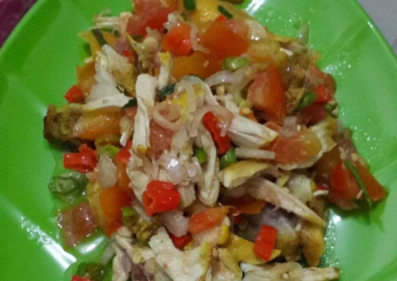 Ayam goreng saus pedas