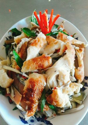 Hình của món Gỏi gà xé phay (món chay).