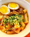 Tteobokki Hàn Quốc kết hợp GIÒ BÒ ngày Tết (super easy)