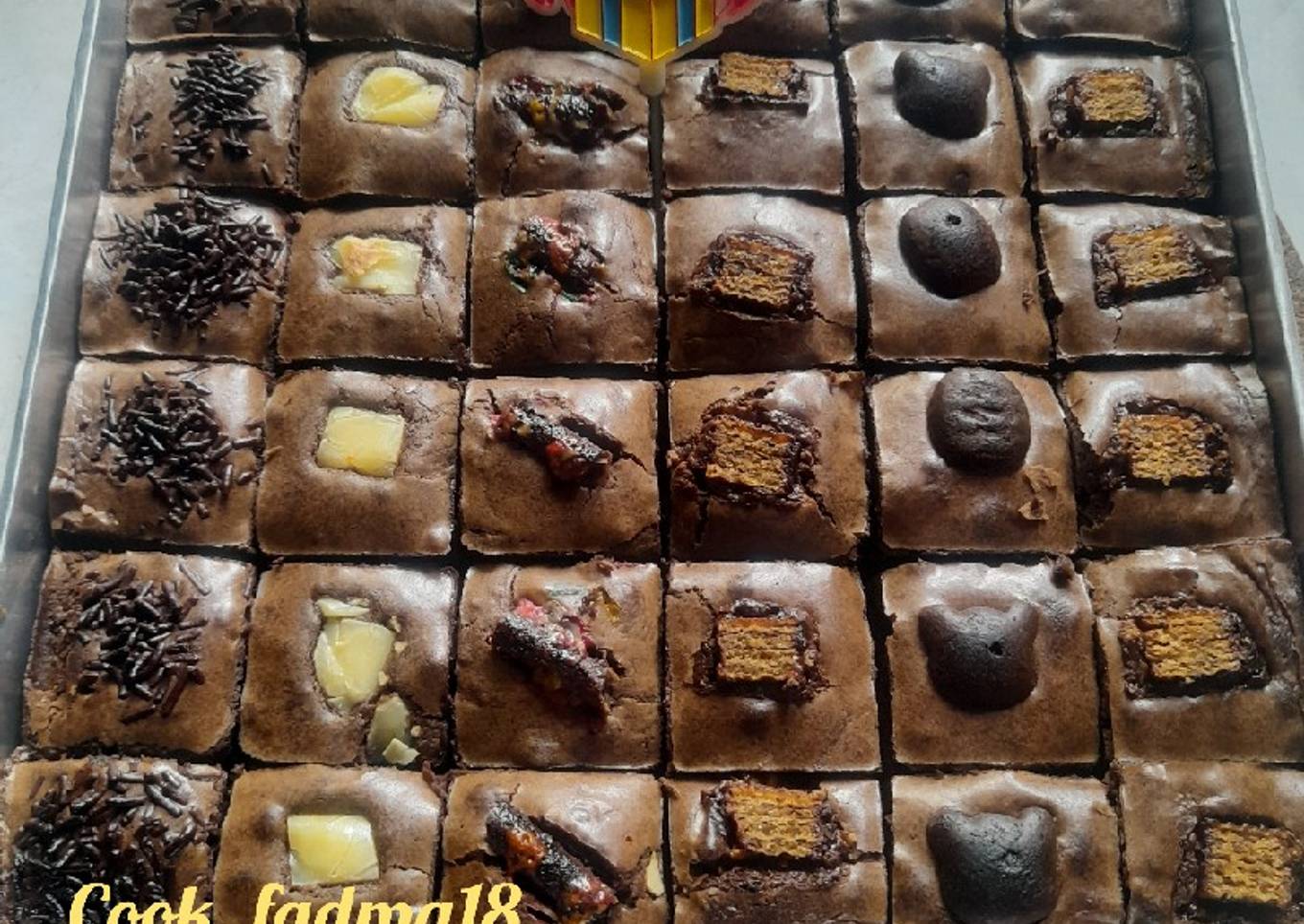 Kue ulang tahun fudgy brownies shiny crust