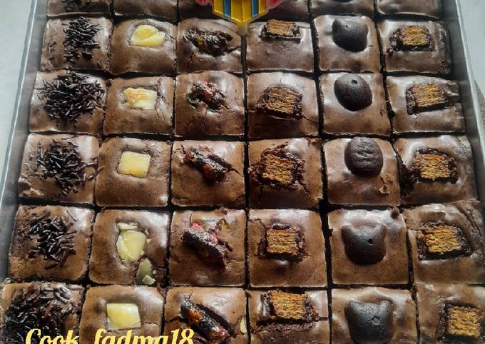 Resep Kue ulang tahun fudgy brownies shiny crust yang Lezat Sekali