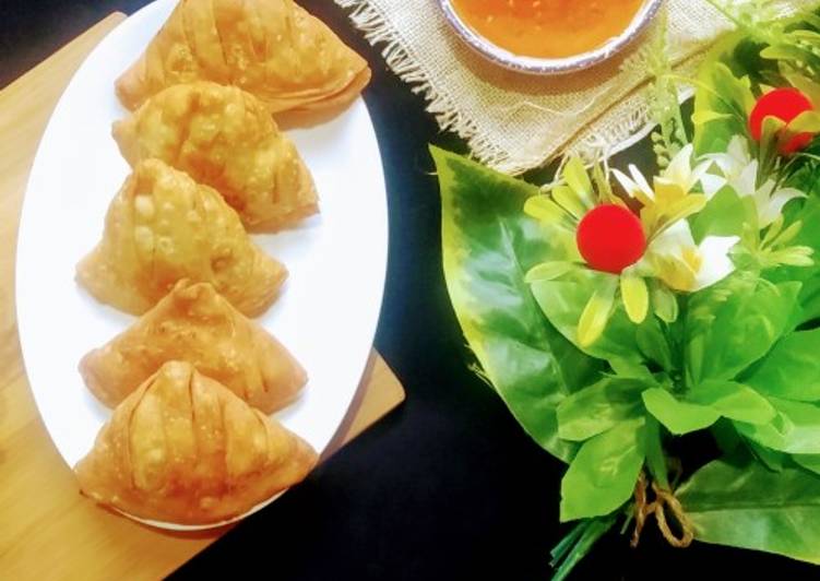 Easiest Way to Make Homemade Chicken vegetables samosay